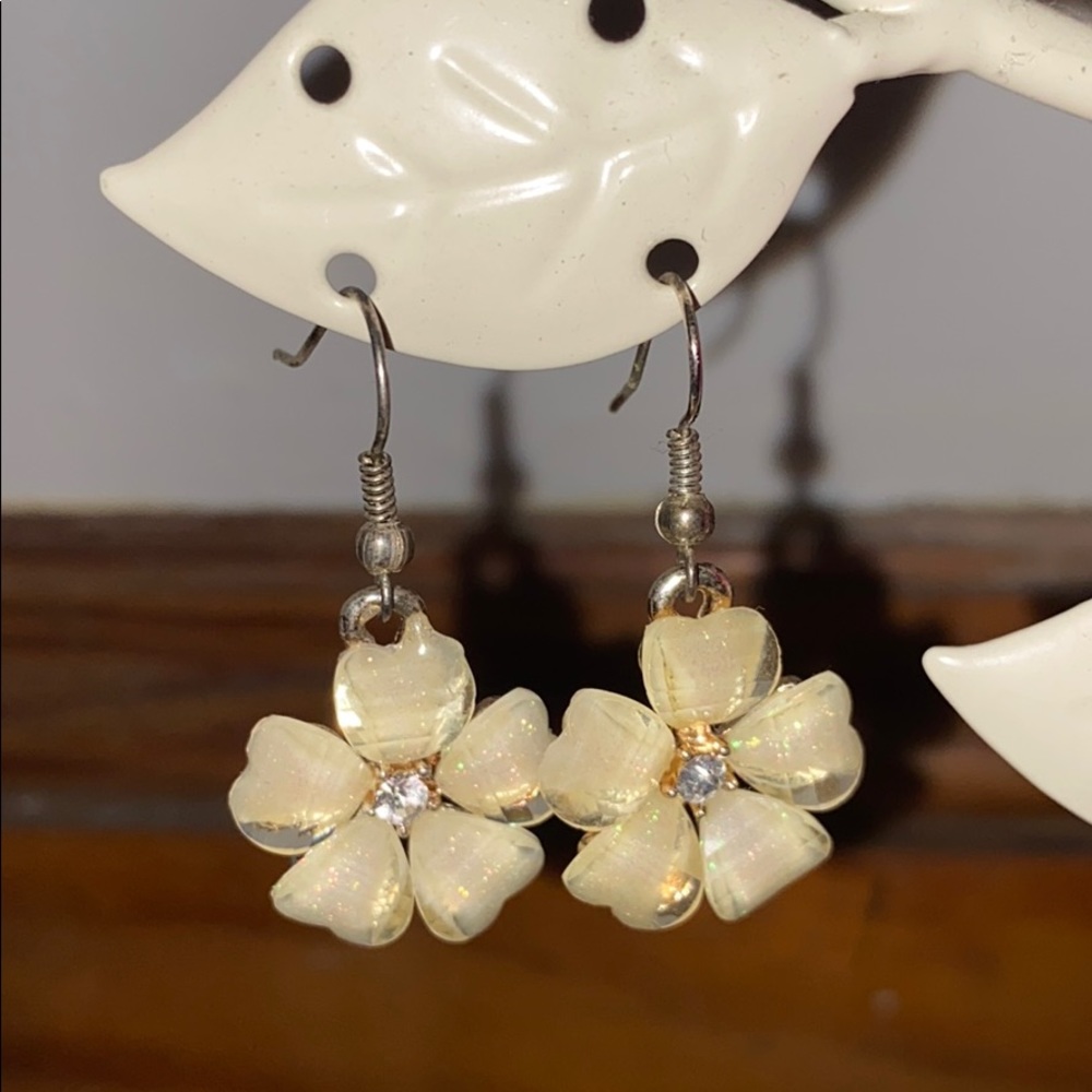 Flower Dangly Earrings